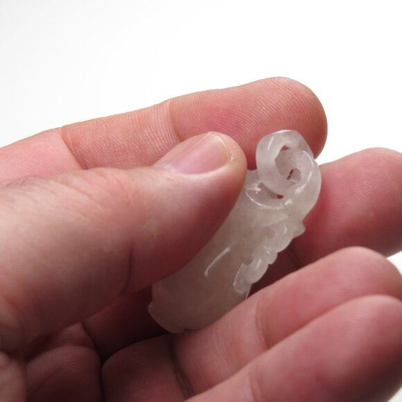 Jade Hand carved Pendent - Picture 4 of 4